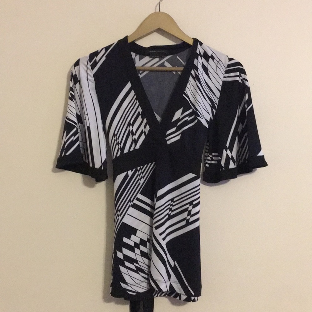 BCBG Maxszria patterned top